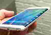 Samsung Galaxy Note Edge будет поставляться на рынок в ограниченном количестве