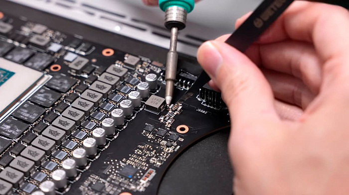 Оверклокер разблокировал потребление ASUS ROG Astral GeForce RTX 5090 до 800 Вт