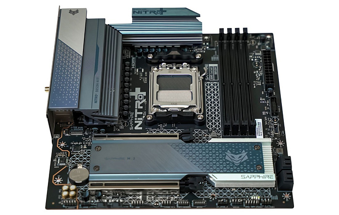 Материнская плата SAPPHIRE B850M NITRO+ поддерживает память DDR5-8000+