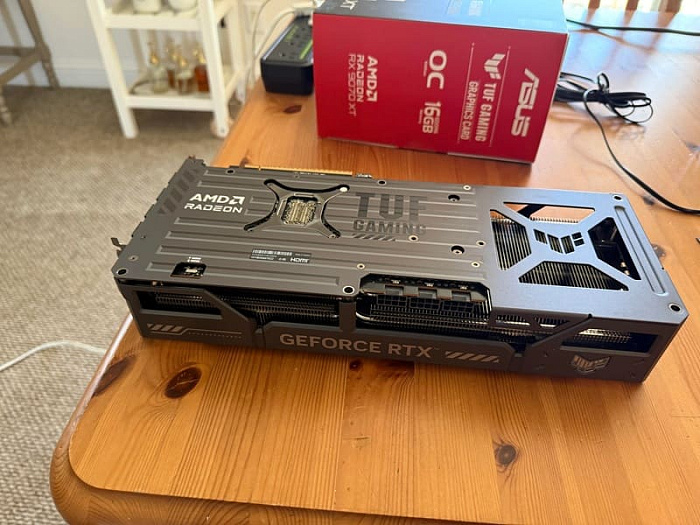 ASUS создала гибридную видеокарту TUF Gaming Radeon GeForce RTX 9070 XT ASUS создала гибридную видеокарту TUF Gaming Radeon GeForce RTX 9070 XT