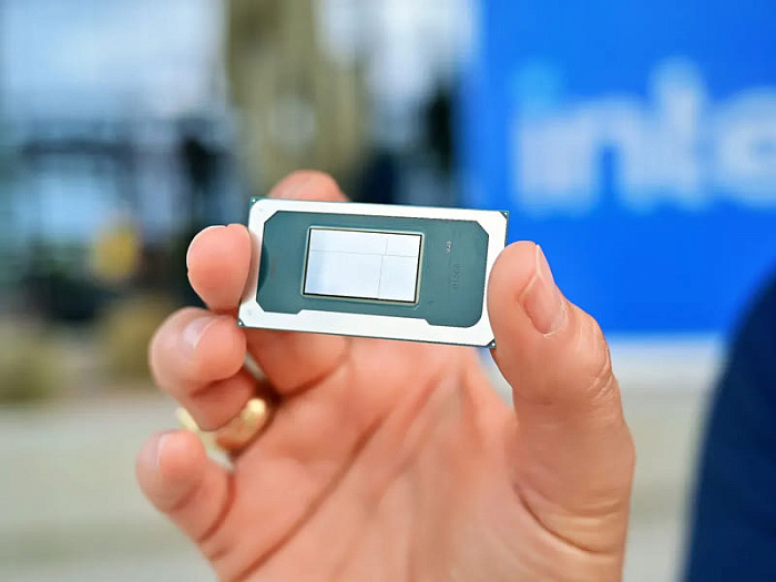 Intel прогнозирует, что каждый второй выпущенный в этом году ПК будет оснащён ИИ Intel прогнозирует, что каждый второй выпущенный в этом году ПК будет оснащён ИИ