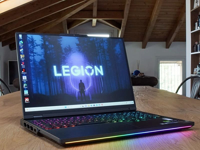 Сервисный центр Lenovo трижды не смог починить ноутбук, а заодно доломал его