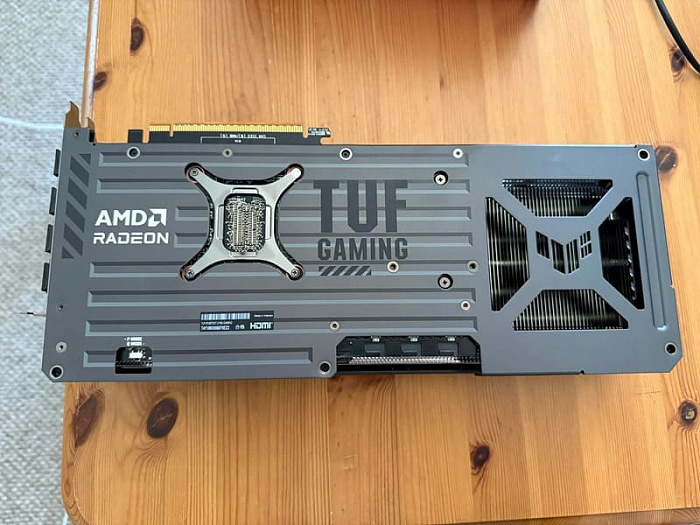 ASUS создала гибридную видеокарту TUF Gaming Radeon GeForce RTX 9070 XT ASUS создала гибридную видеокарту TUF Gaming Radeon GeForce RTX 9070 XT