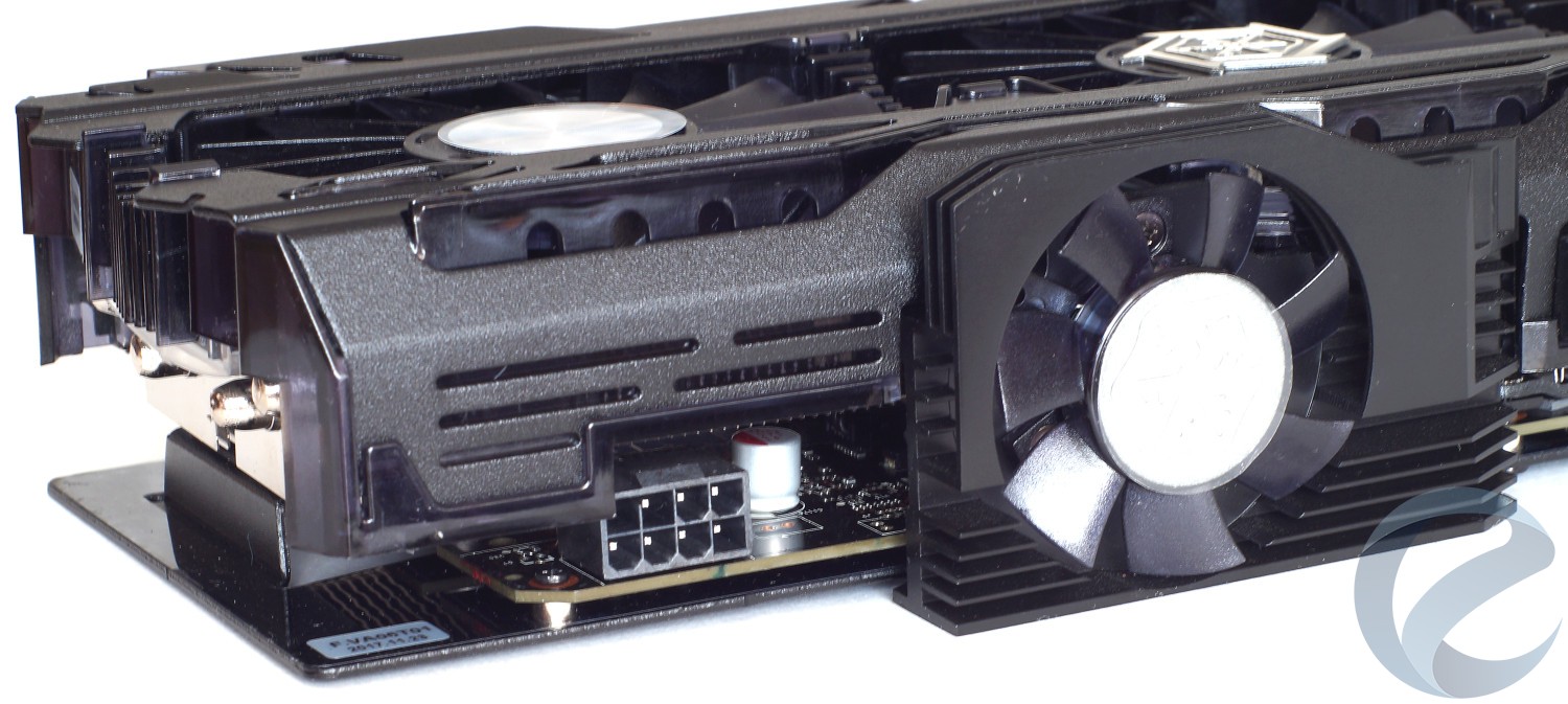 Дизайн и особенности видеокарты Inno3D iChiLL GeForce GTX 1070 Ti X4