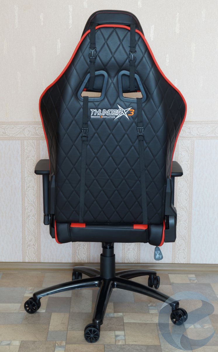 Внешний вид игрового кресла ThunderX3 TGC30