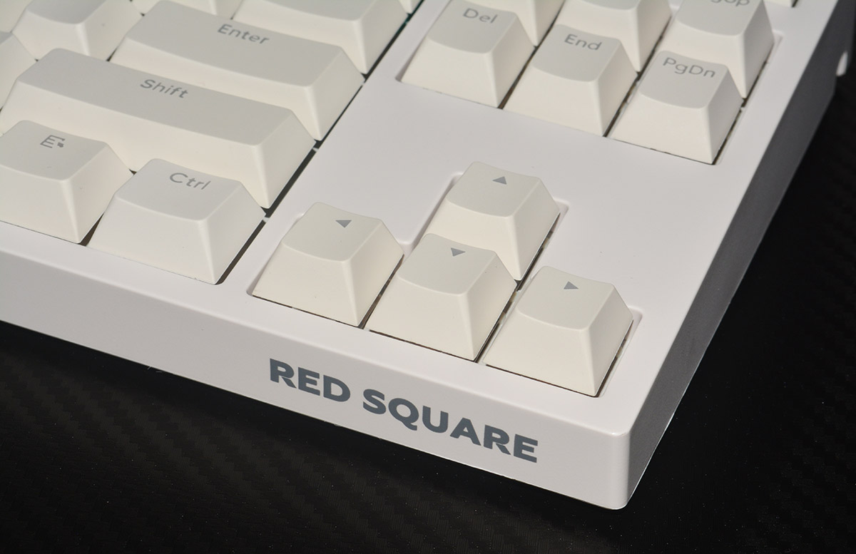 Несмотря на клавиатуру. Red Square Keyrox TKL Classic. Клавиатура Red Square Keyrox. Кейкапы для клавиатуры Red Square Keyrox TKL Classic. Red Square Keyrox TKL Classic Retro.