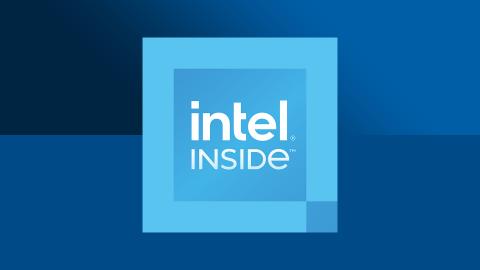 Intel запустила в слаженный полет 300 дронов