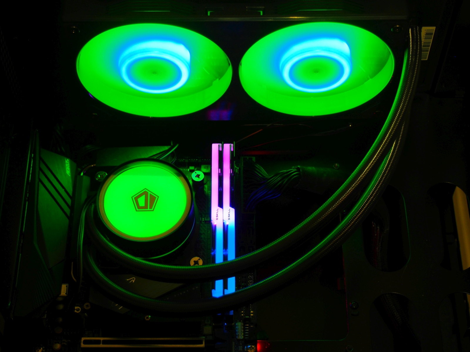 Id cooling argb. ID-Cooling PINKFLOW 240 ARGB. ID Cooling Iceflow 240 ARGB (водяной кулер для видео карты). Hydro 240 RGB жидкостное охлаждение с RGB подсветкой. ID Cooling Iceflow 240 ARGB Snow (водяной кулер ).