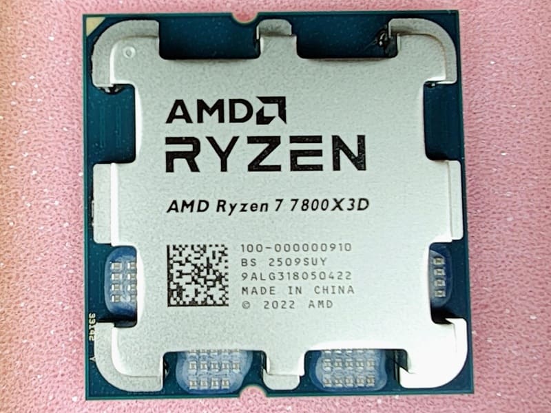 AMD обновила Ryzen 7 7800X3D, убрав 
