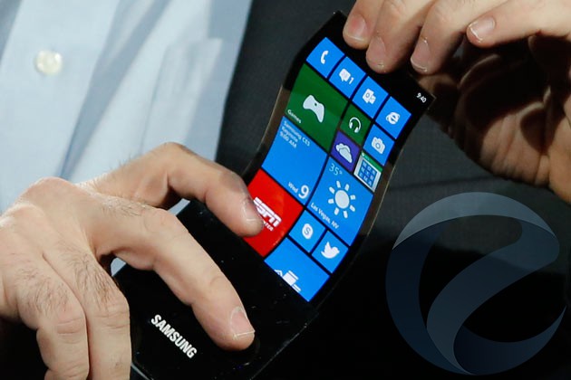 Samsung готовится выпустить первый сгибаемый смартфон Galaxy X