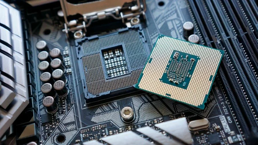Intel подтвердила, что линейка процессоров Alder Lake-S перейдет на ...