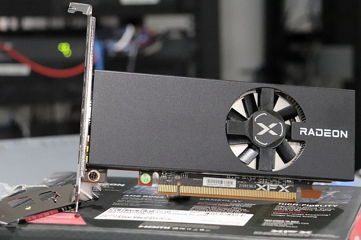 AMD может выпустить новую видеокарту на основе Navi 24