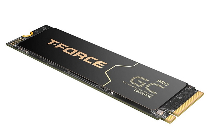 Накопитель TEAMGROUP T-Force GC PRO достигает скорости работы 12.5 Гбайт/с