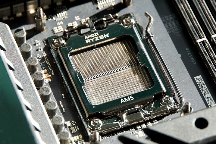 AMD сравнила долговечность платформы AM5 с конкурентом