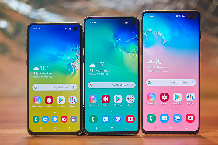 Samsung намерена избавиться от "вырезов" на экранах, интегрировав фронтальную камеру прямо под дисплей