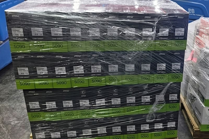 В Китае игровая GeForce RTX 5090 скупается поддонами и перепрофилируется в ускоритель ИИ