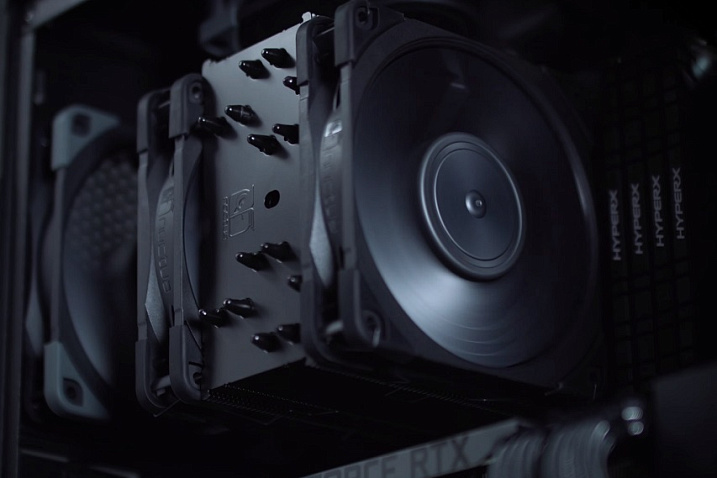 Noctua представила черные вентиляторы NF-A12x25 и кулер NH-U12A серии Chromax