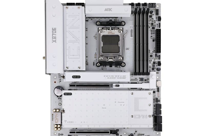 Colorful выпустила первую плату на чипсете X870E, относящейся к серии Ark Frozen