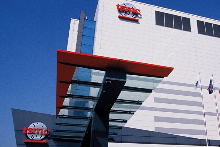  У TSMC проблема с оформлением 500 рабочих из Тайваня для завода в Аризоне