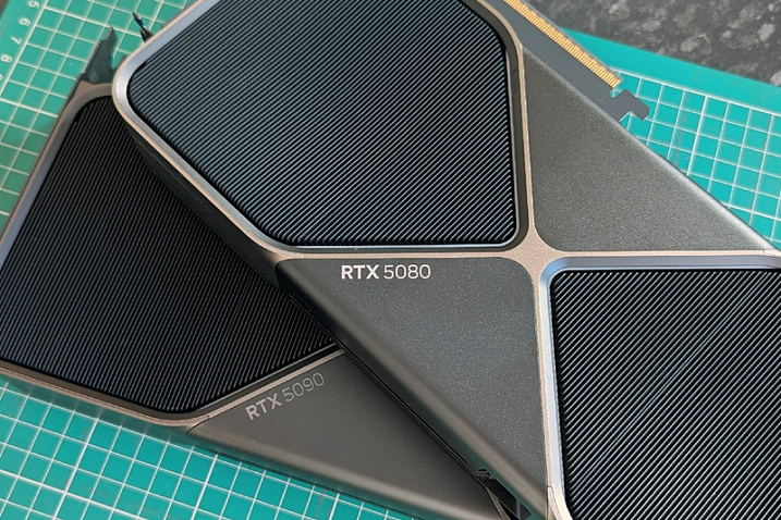 NVIDIA могла намеренно создать дефицит GeForce RTX 5000 как маркетинговый ход