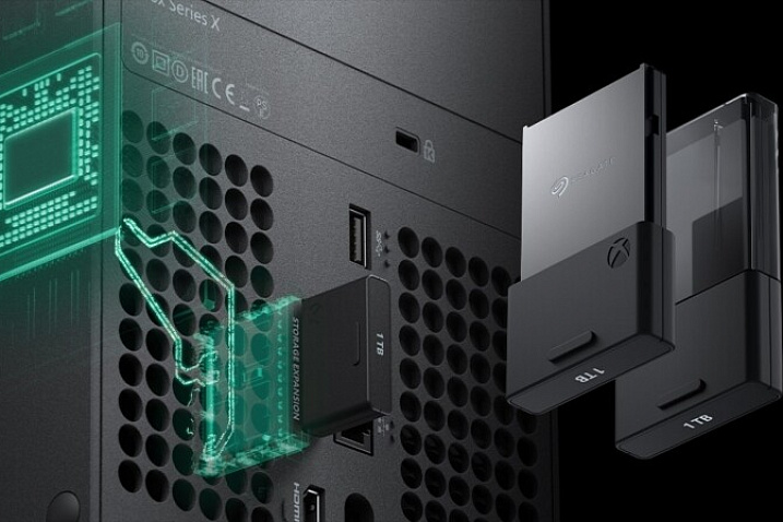 Карта памяти для игровых консолей Microsoft Xbox Series X и S оценена в 15 тысяч рублей