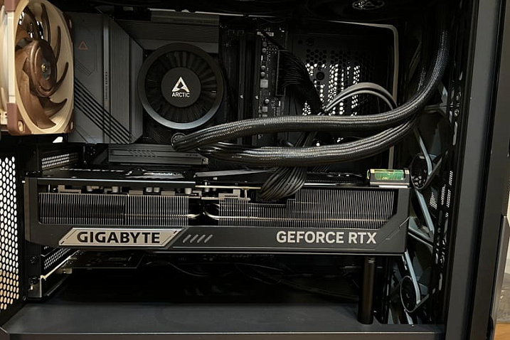 Самая «доступная» GeForce RTX 5090 достигла рубежа $5169