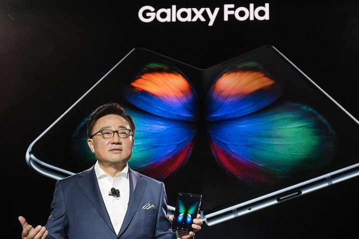 Зарезервировать предзаказ Samsung Galaxy Fold можно уже сегодня