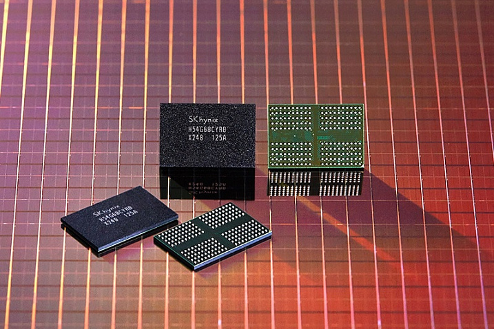 Выручка производителей DRAM снизилась на треть по итогам третьего квартала