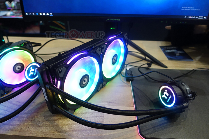 Thermaltake анонсировала на Computex 2019 систему водяного охлаждения Floe DX RGB Series TT Premium Edition