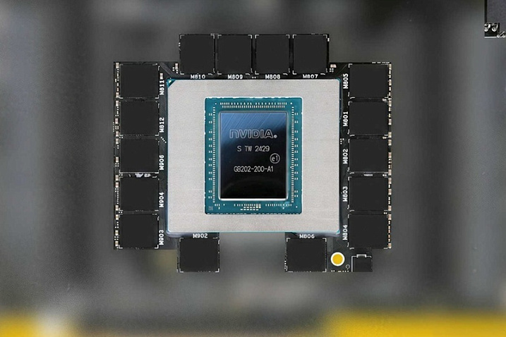 Прототип GeForce RTX 5090 имеет два разъема 12V-2x6 и потребляет 800 Вт