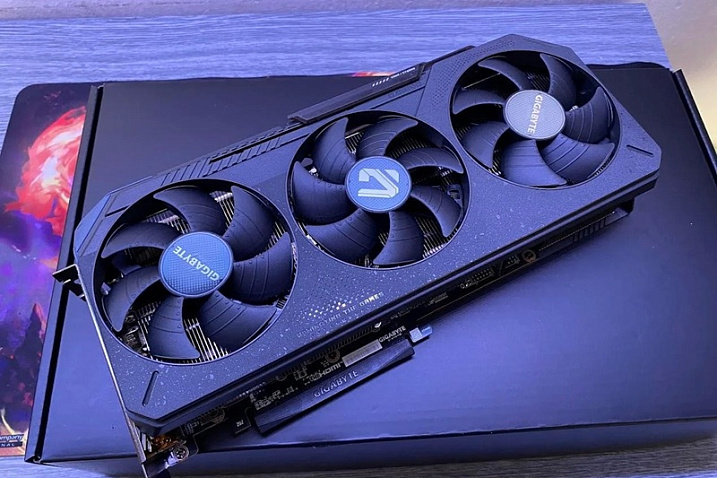 Представитель AMD “подтвердил” работу над Radeon RX 90700.05XTXT Max с 320 Гбайтами памяти    