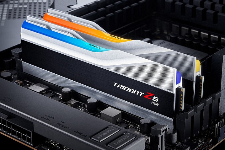 G.SKILL выпустила комплект оперативной памяти Trident Z5 RGB DDR5-6600 CL34