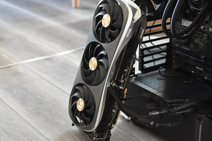 Из-за перекупов NVIDIA GeForce RTX 4090 подорожала на 60%