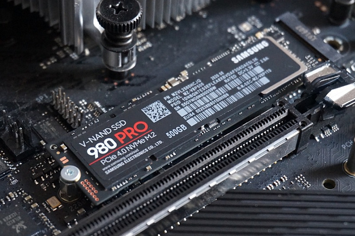 Samsung выпустила прошивку с исправлением умирающих накопителей 980 Pro
