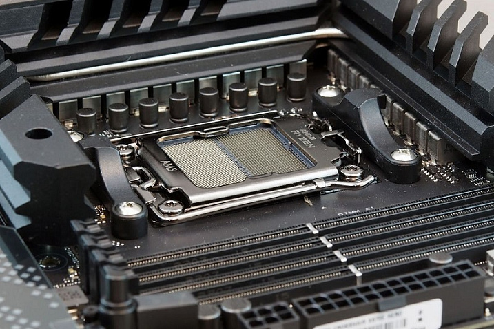 Будущее обновление AMD AGESA может принести поддержку модулей памяти объемом 24 и 48 Гбайт