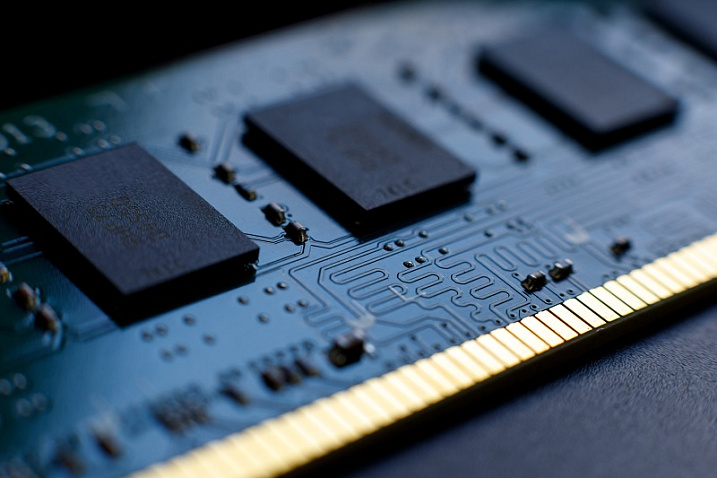 Micron использует техпроцесс 1β для создания оперативной памяти DDR5-7200