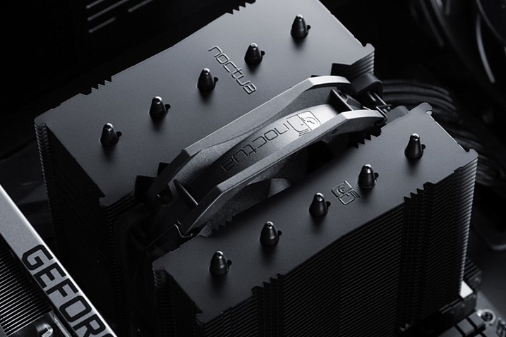 Noctua выпустила компактный кулер NH-D12L chromax.black