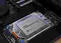 AMD Threadripper PRO 7985WX замечен в первом бенчмарке