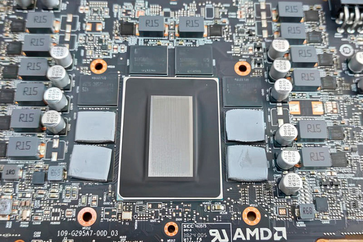 Замена термопрокладок на Radeon RX 9070 XT MBA снижает нагрев памяти