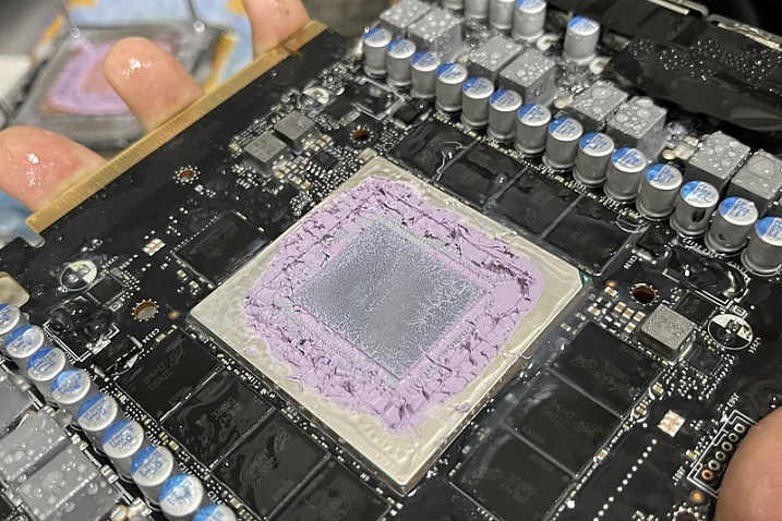 Разогнанная GALAX GeForce RTX 4090 SG установила пять мировых рекордов