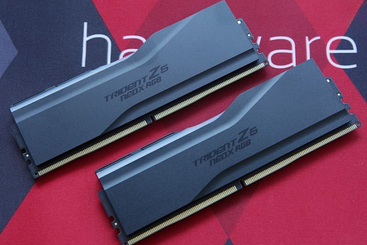 В одном из первых тестов память с технологией AMD EXPO ULL действительно дала 4% рост FPS