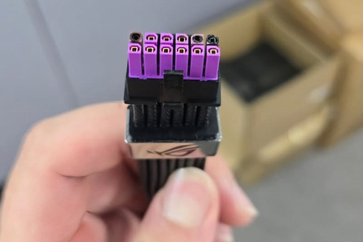 Кабель ASUS ROG Equalizer должен был спасти 12V-2x6 от плавления, но сам сгорел