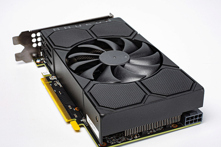 Первое тестирование видеокарты AMD Radeon RX 5500 огорчило результатами