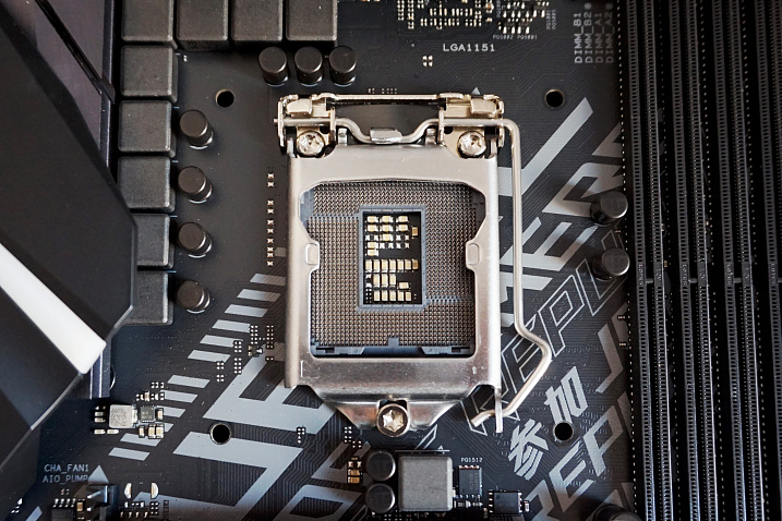 Материнские платы Intel 500 серии могут представить на виртуальной выставке CES 2021