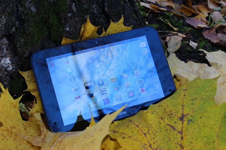 Бюджетный сёрфер. Обзор планшета PocketBook SURFpad 2