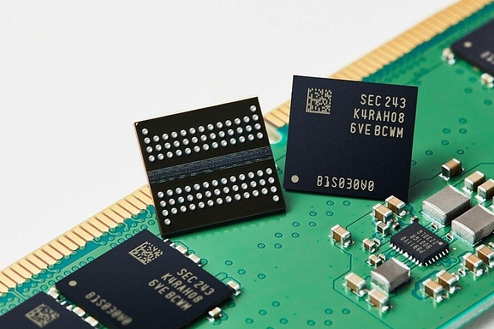 Samsung объявила о массовом производстве DRAM DDR5 по 12-нм техпроцессу 