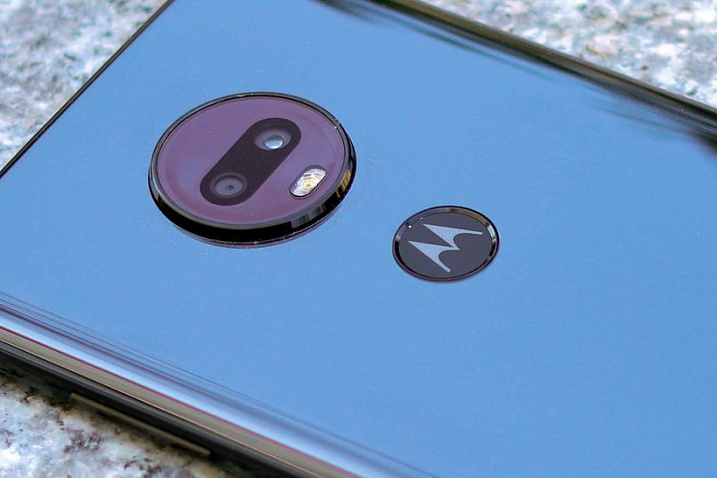 Грядущий флагман Motorola может поставляться в комплекте со стилусом