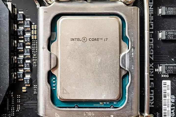 Обновление утилиты CPU-Z подтверждает наименования настольных Intel Arrow Lake