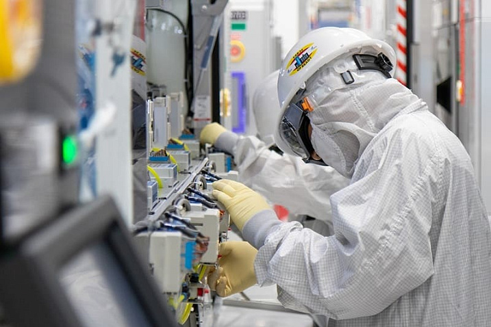 Intel планирует заниматься упаковкой полупроводников, созданных усилиями TSMC