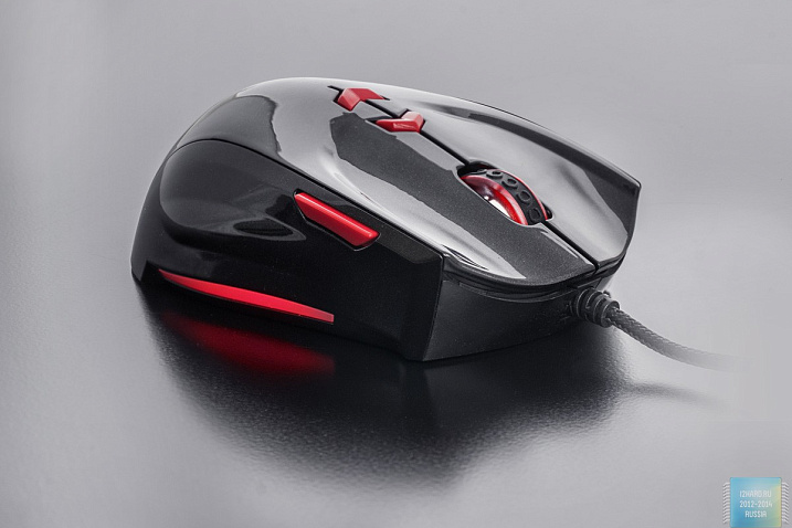 Обзор игровой мыши Theron Plus Smart Mouse от компании Tt eSPORTS